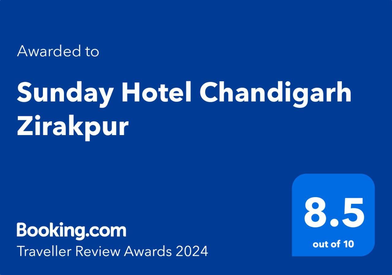 Sunday Hotel Chandigarh Zirakpur Esterno foto